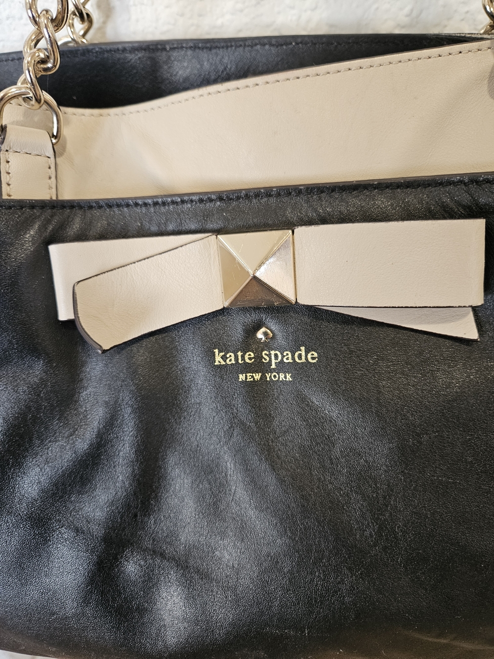 Kate spade New York Hancock Park Maryanne Black and Cream Bow-Trim Leather Tote - Picture 2 of 13